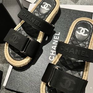 🖤Chanel Tweed Sandals